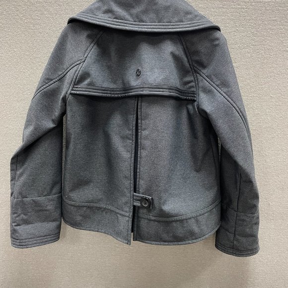 Lululemon softshell fleece peacoat jacket (M/10) - Picture 6 of 9